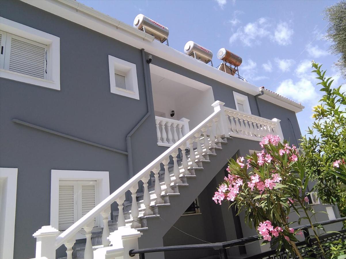 Villa Karras Pythagoreio  Luaran gambar