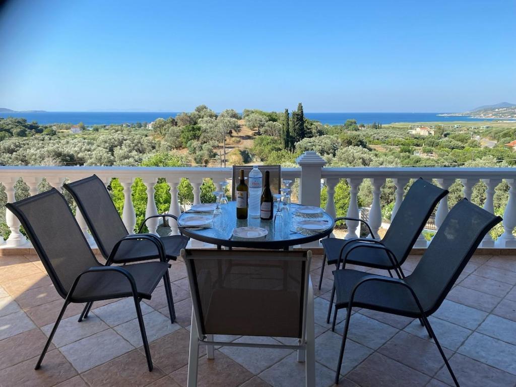 Villa Karras Pythagoreio  Luaran gambar