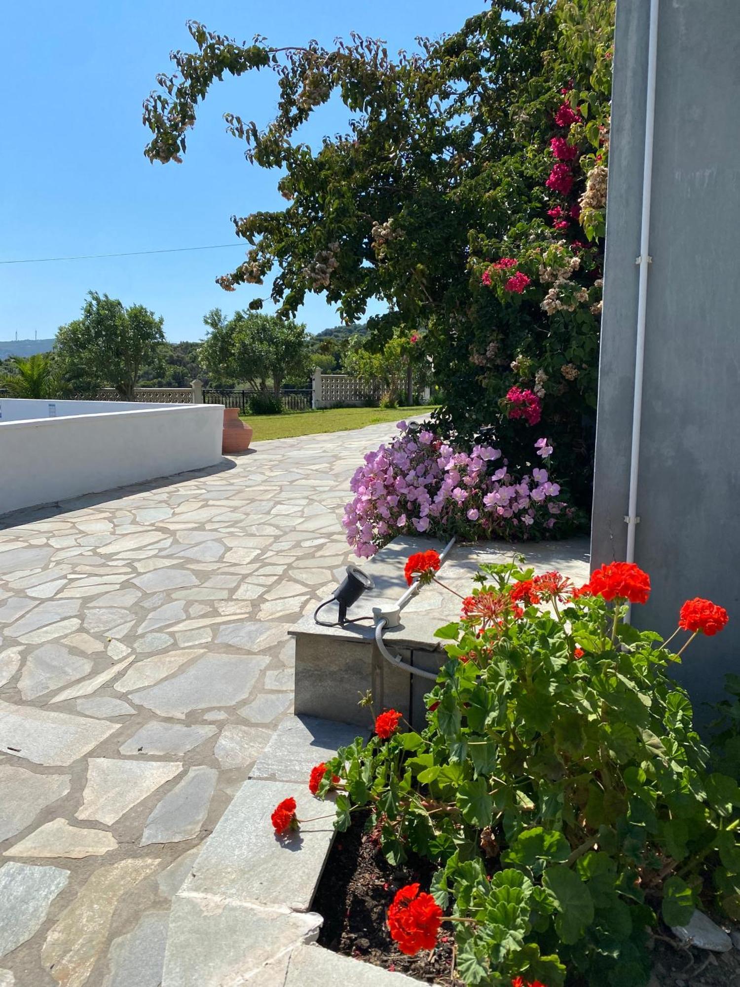 Villa Karras Pythagoreio  Luaran gambar