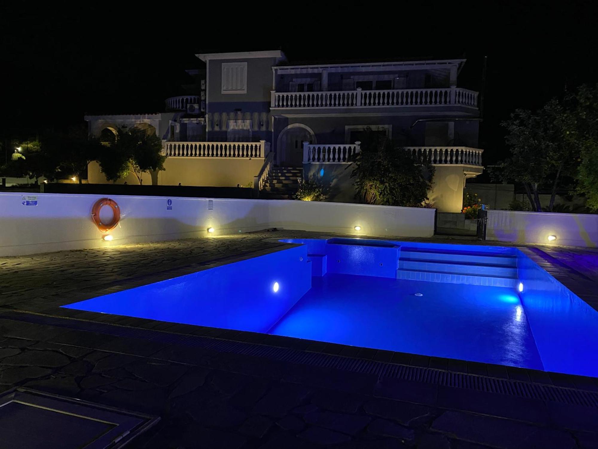 Villa Karras Pythagoreio  Luaran gambar